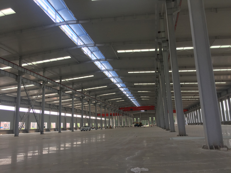 單跨車間帶天窗內景 豎窗帶采光帶