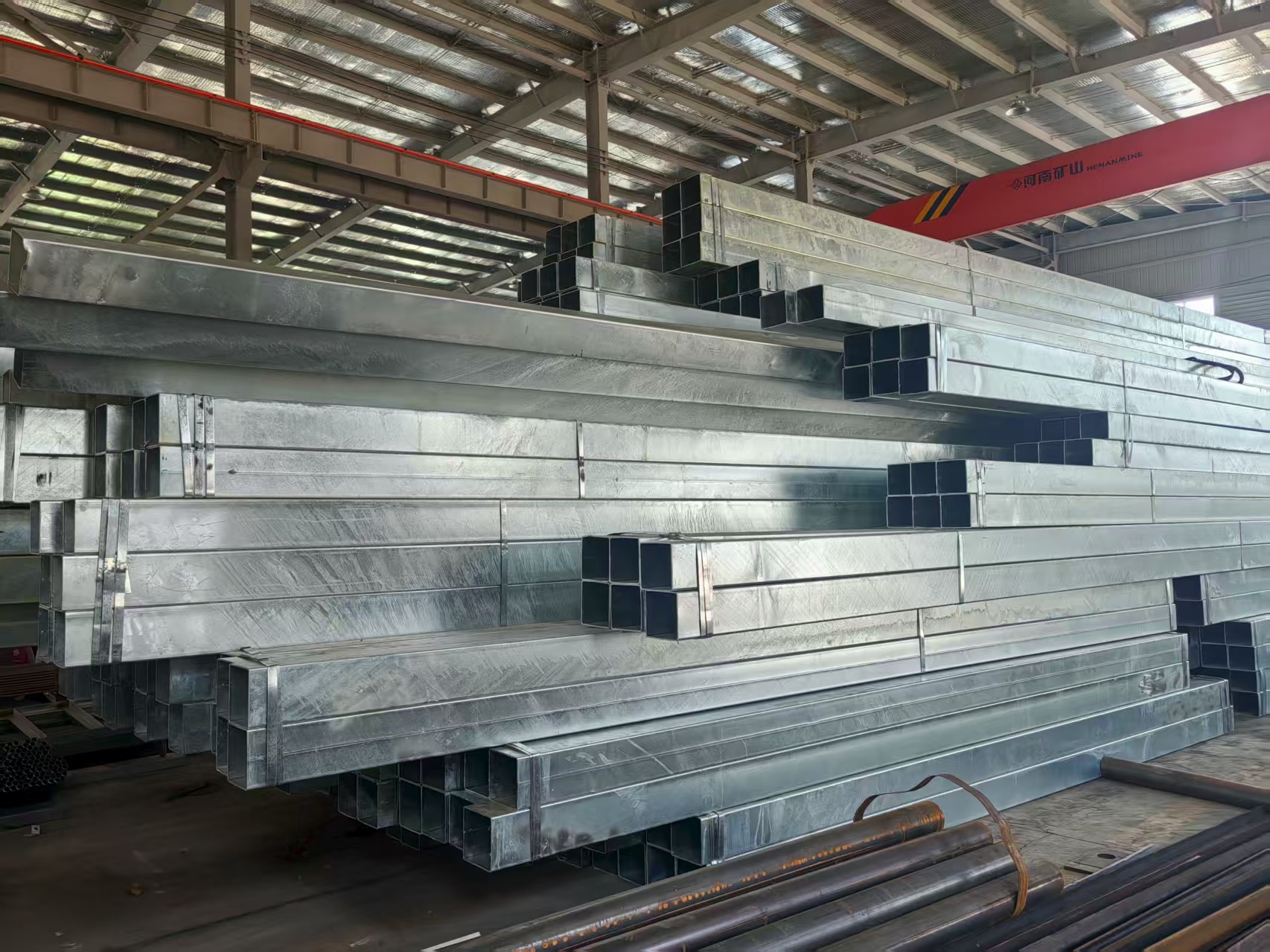 墻檁條、熱鍍鋅方管、衡水鋼構(gòu)加工、方管加工、鋼構(gòu)加工、金鼎鋼構(gòu)13131801767