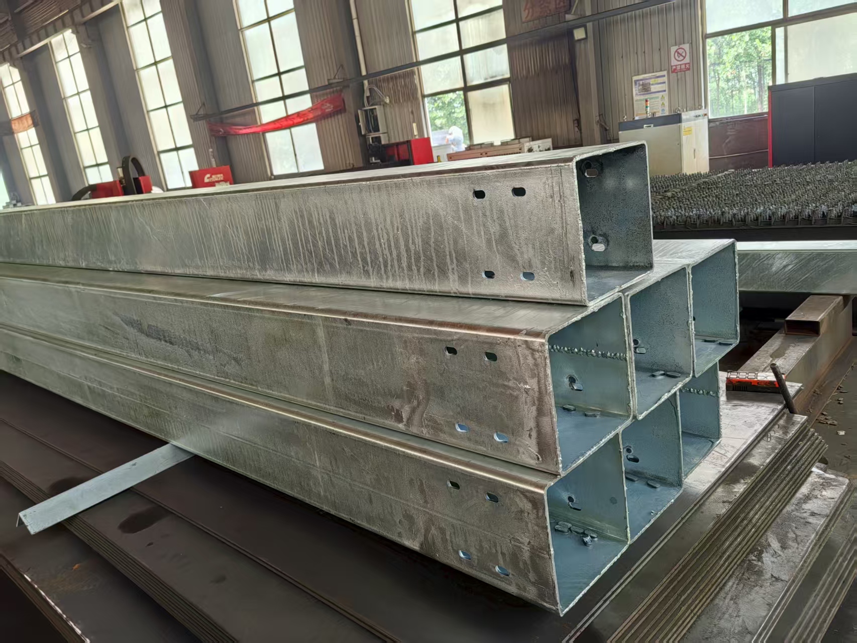 墻檁條、熱鍍鋅方管、衡水鋼構(gòu)加工、方管加工、鋼構(gòu)加工